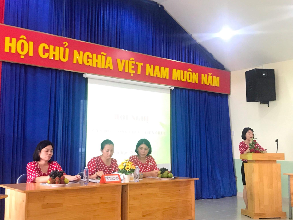 6 chi my ngoc.jpg